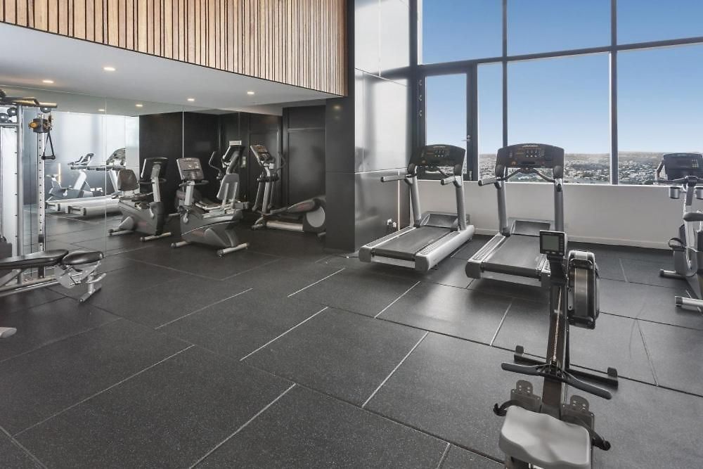 Four Bedroom In Cbd Apartment