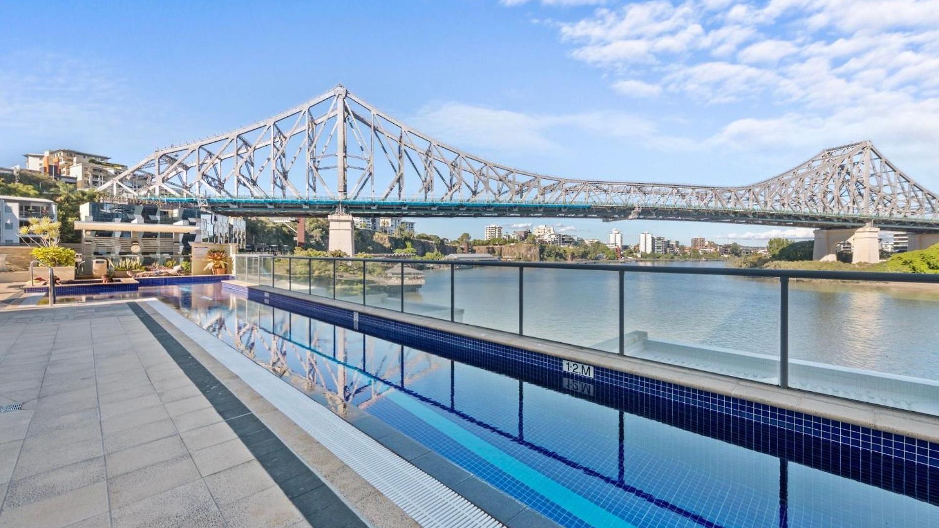 River Place * Brisbane