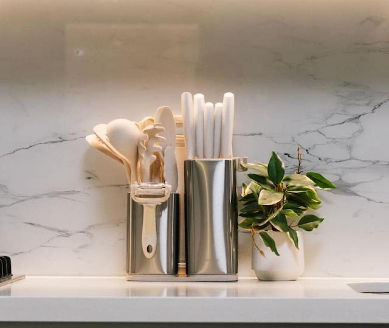 Modern Luxe Urban Comfort In Heart Brisbane