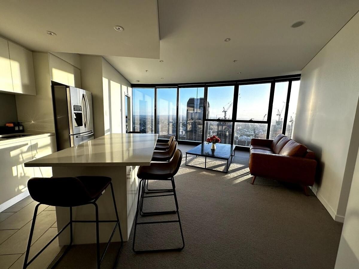 Four Bedroom In Cbd Apartment