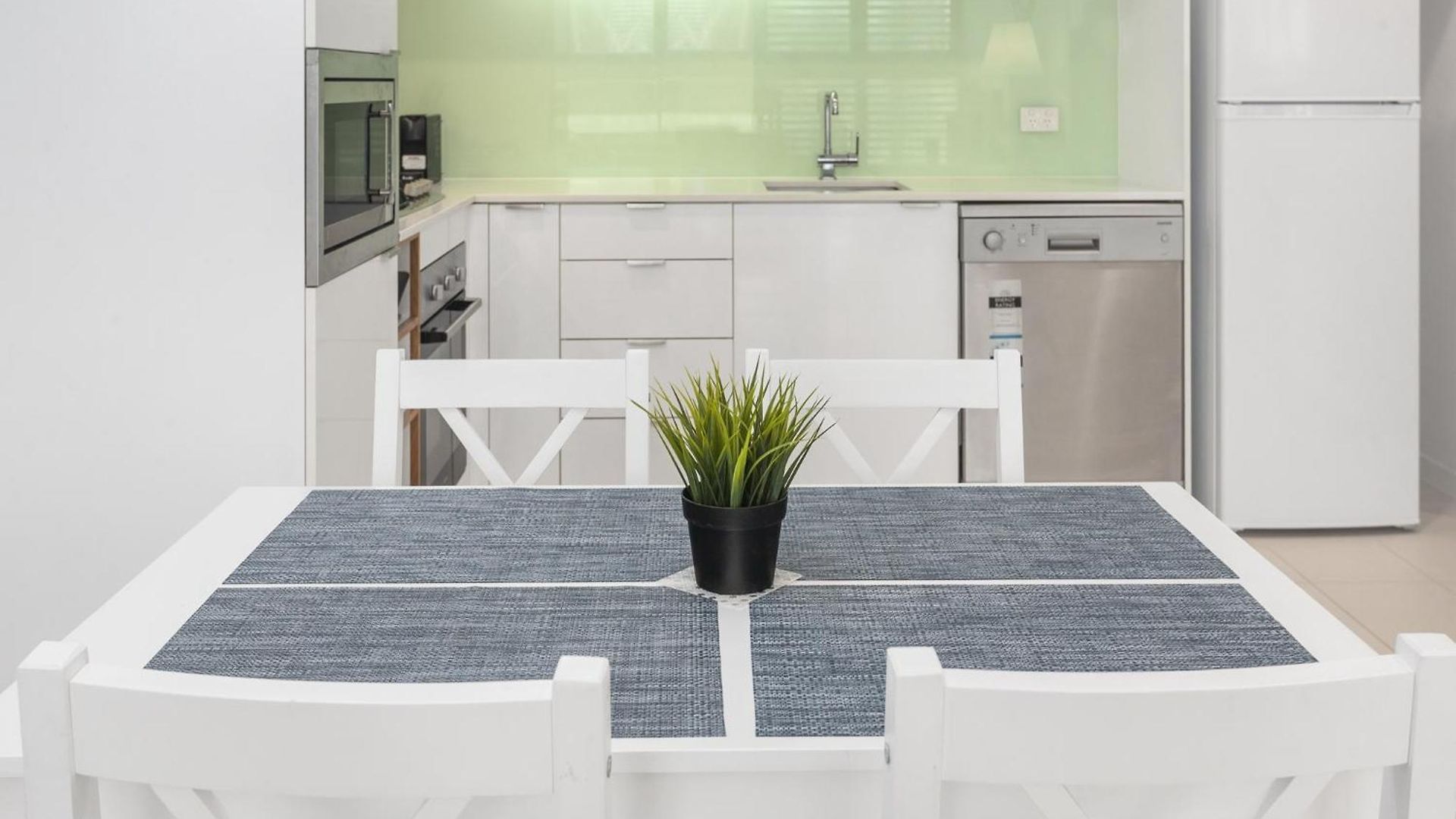 Beautiful Unit With Gym And Pool Near Museums * Brisbane