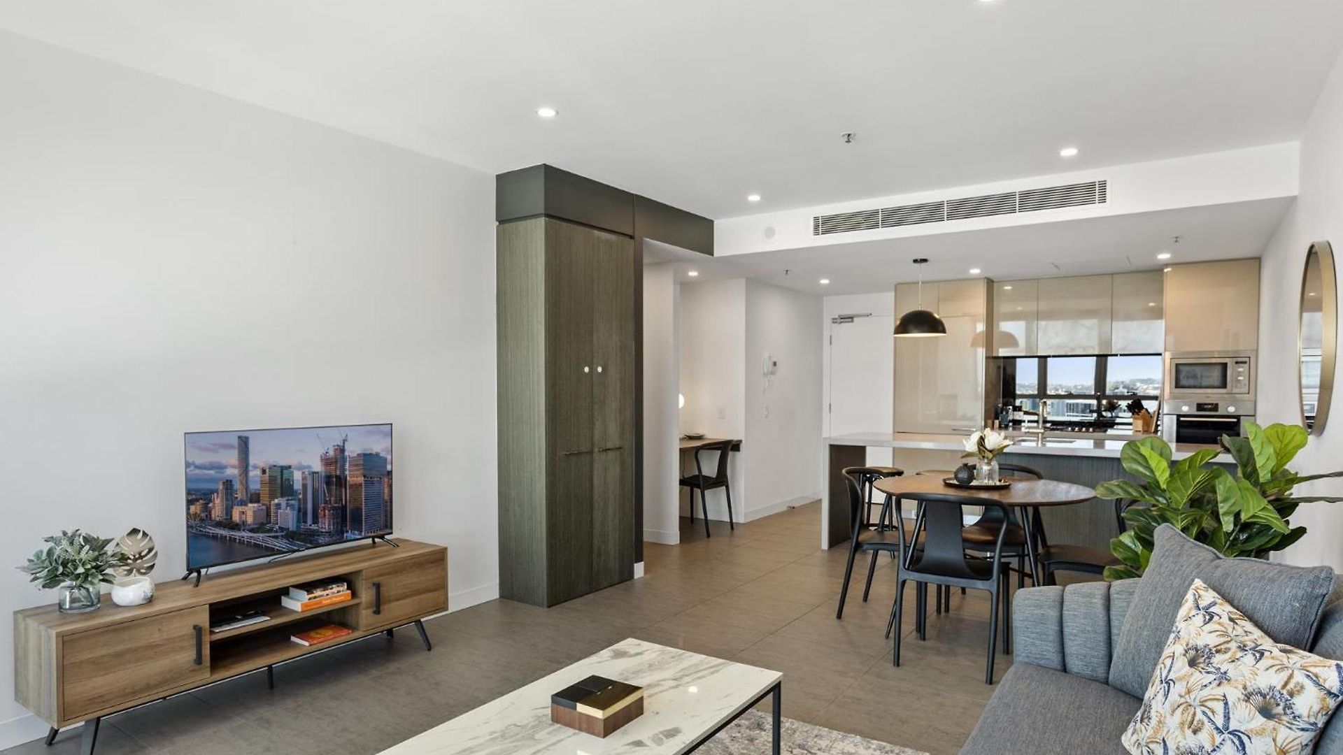 Executive 2-bed With Stadium View, Great Amenities Brisbane
