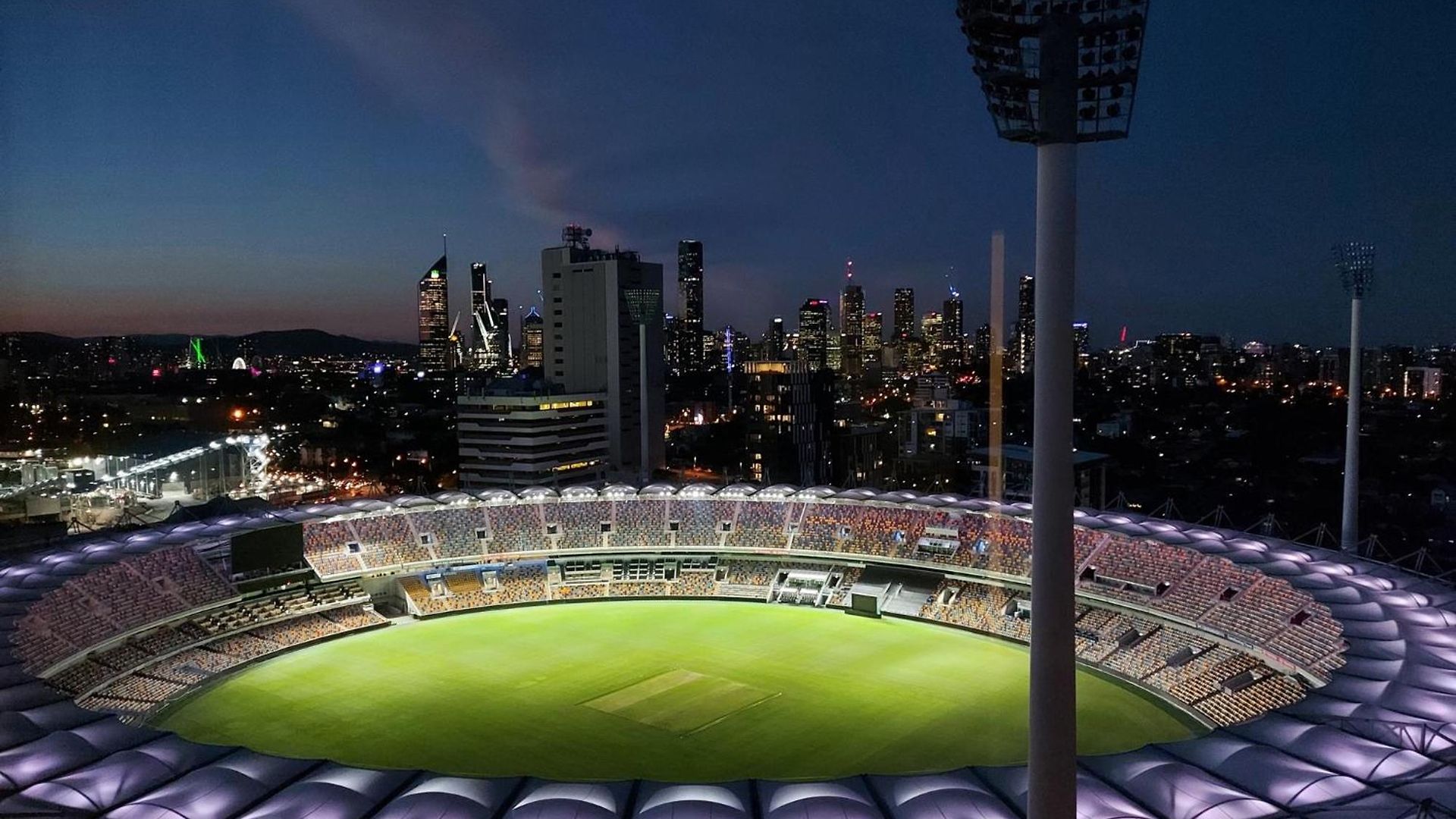 Apartment Executive 2-bed With Stadium View, Great Amenities