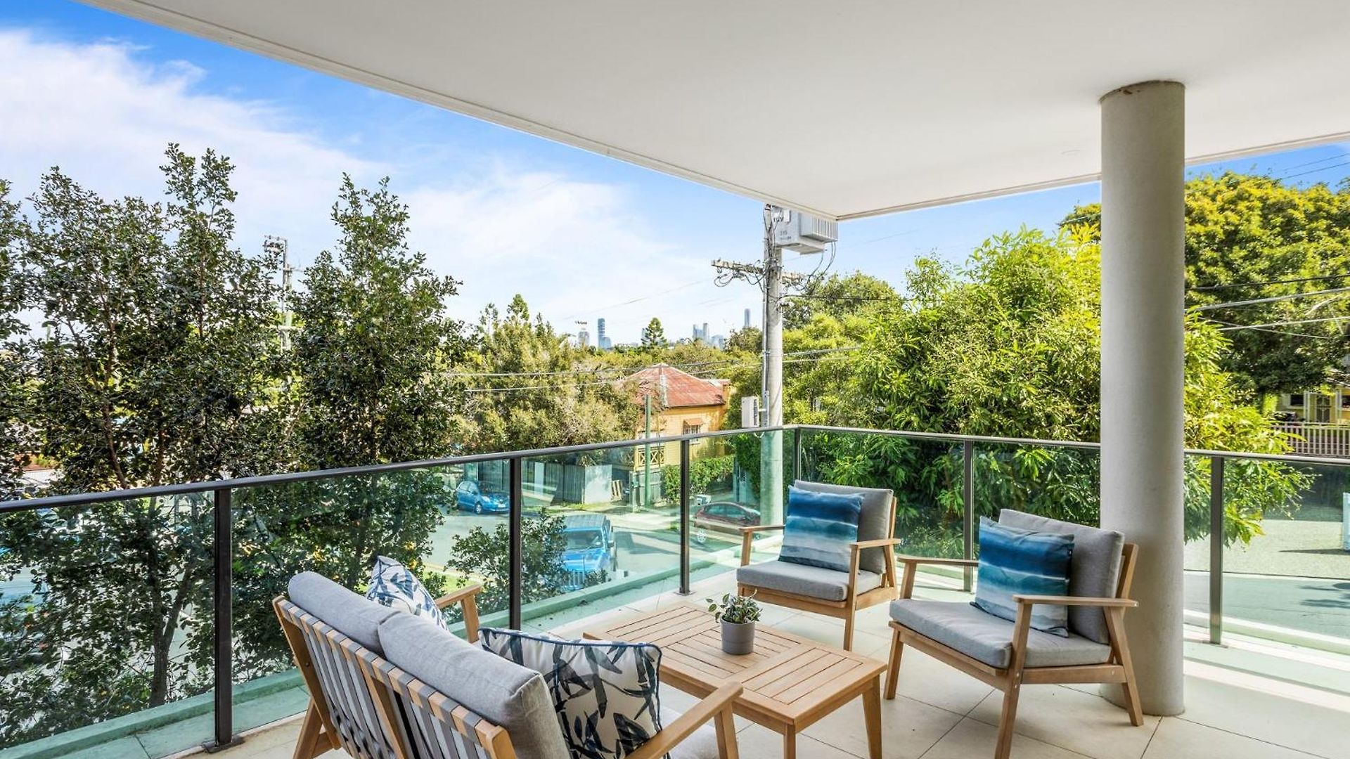 Spacious And Superb 3-bed * Brisbane
