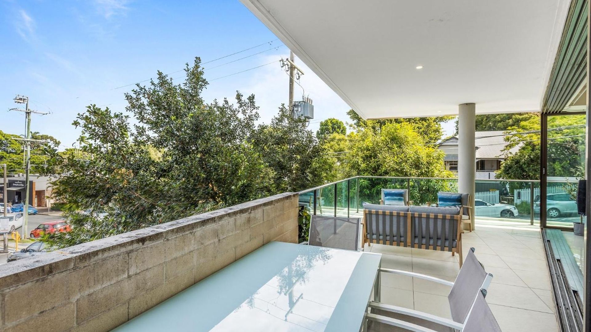 Spacious And Superb 3-bed Apartment Brisbane
