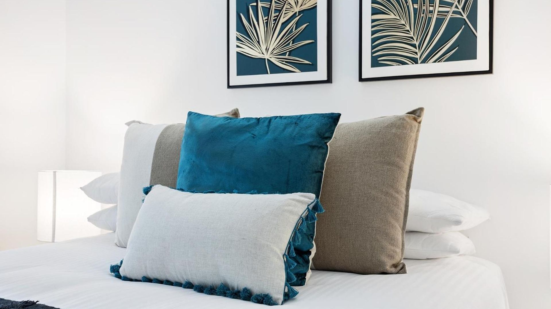 Comfy 2-bed With Pool And Secure Parking Apartment Brisbane