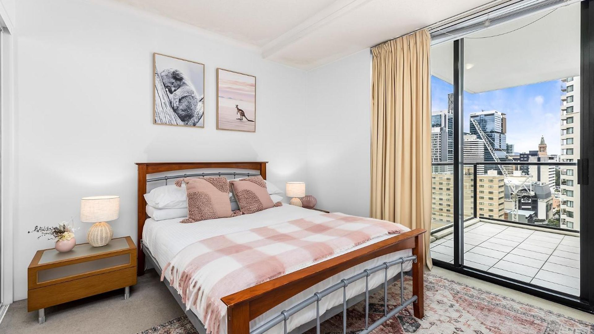 1-bed Centre With Pool, Bbq & Gym Apartment Brisbane