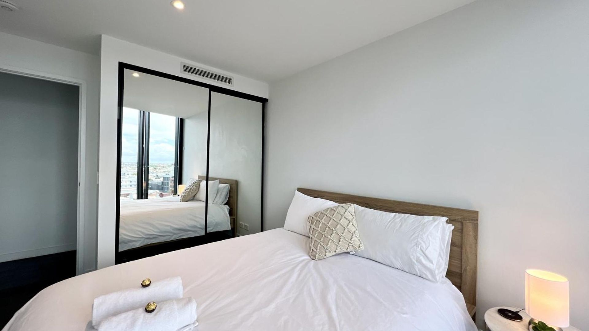 Stylish 1-bed With Pool, Gym & Free Parking * Brisbane