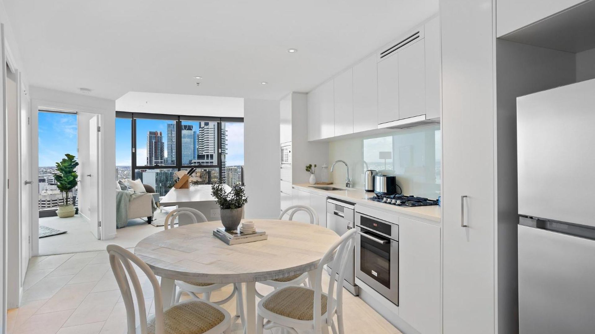 Breathtaking Views 1-bed With Pool, Bbq & Gym Apartment