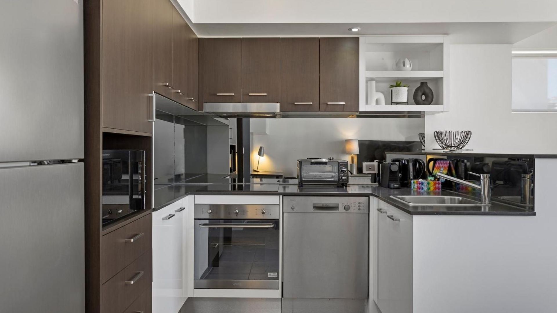 Chic 2-bed & 5 Minutes Walk To Qpac
