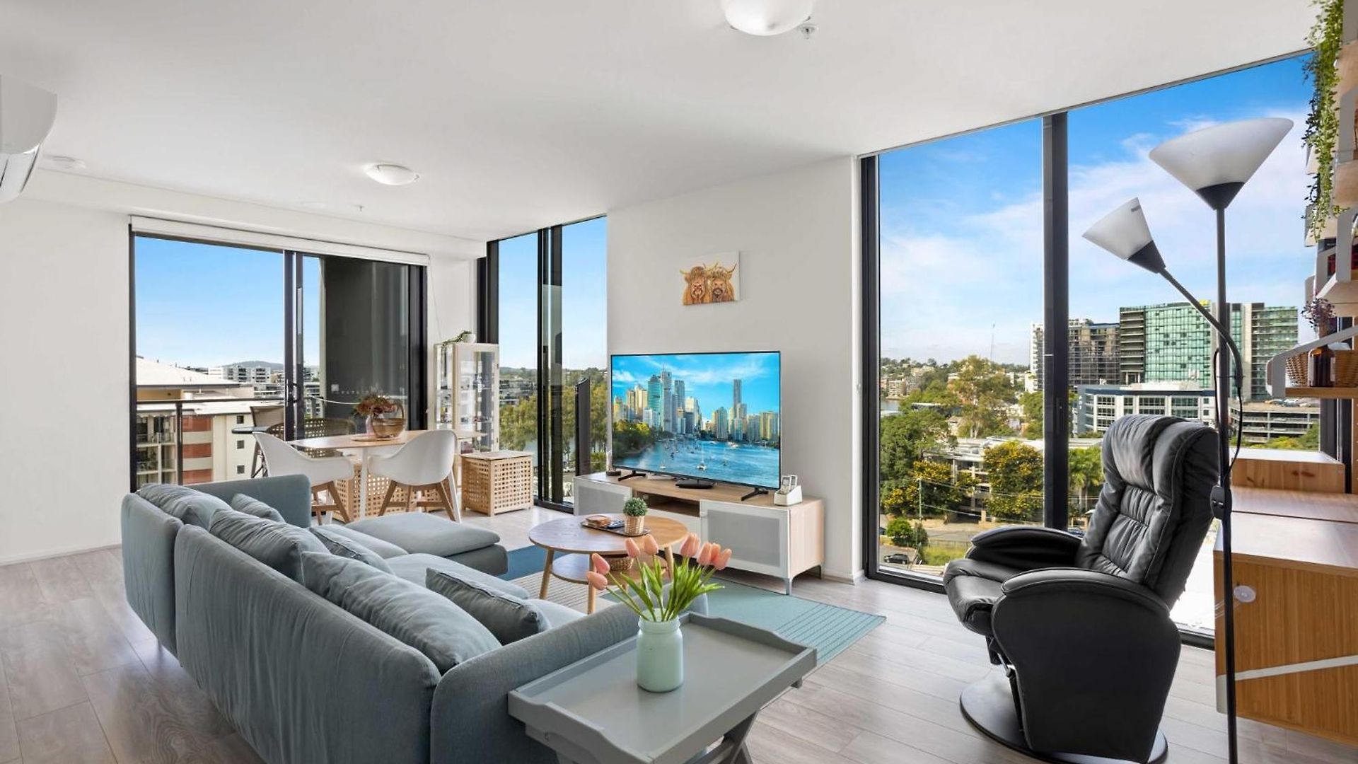 Spaciously Bright 1-bed Apartment