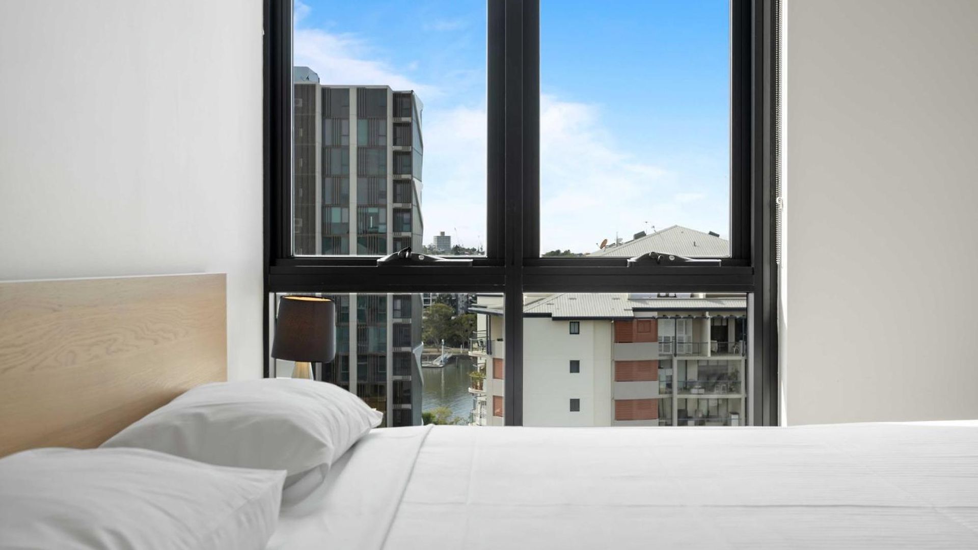 Spaciously Bright 1-bed Apartment