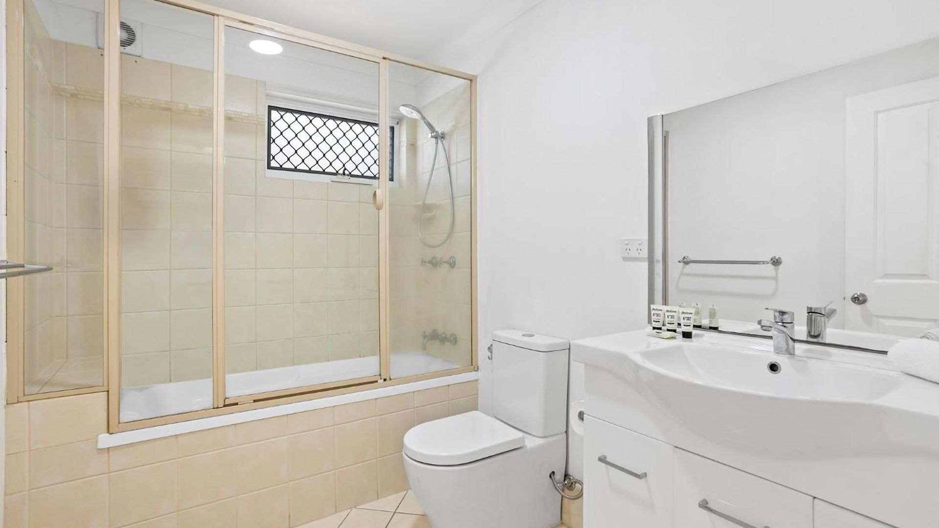 Urban In The Heart Of Paddington Holiday home