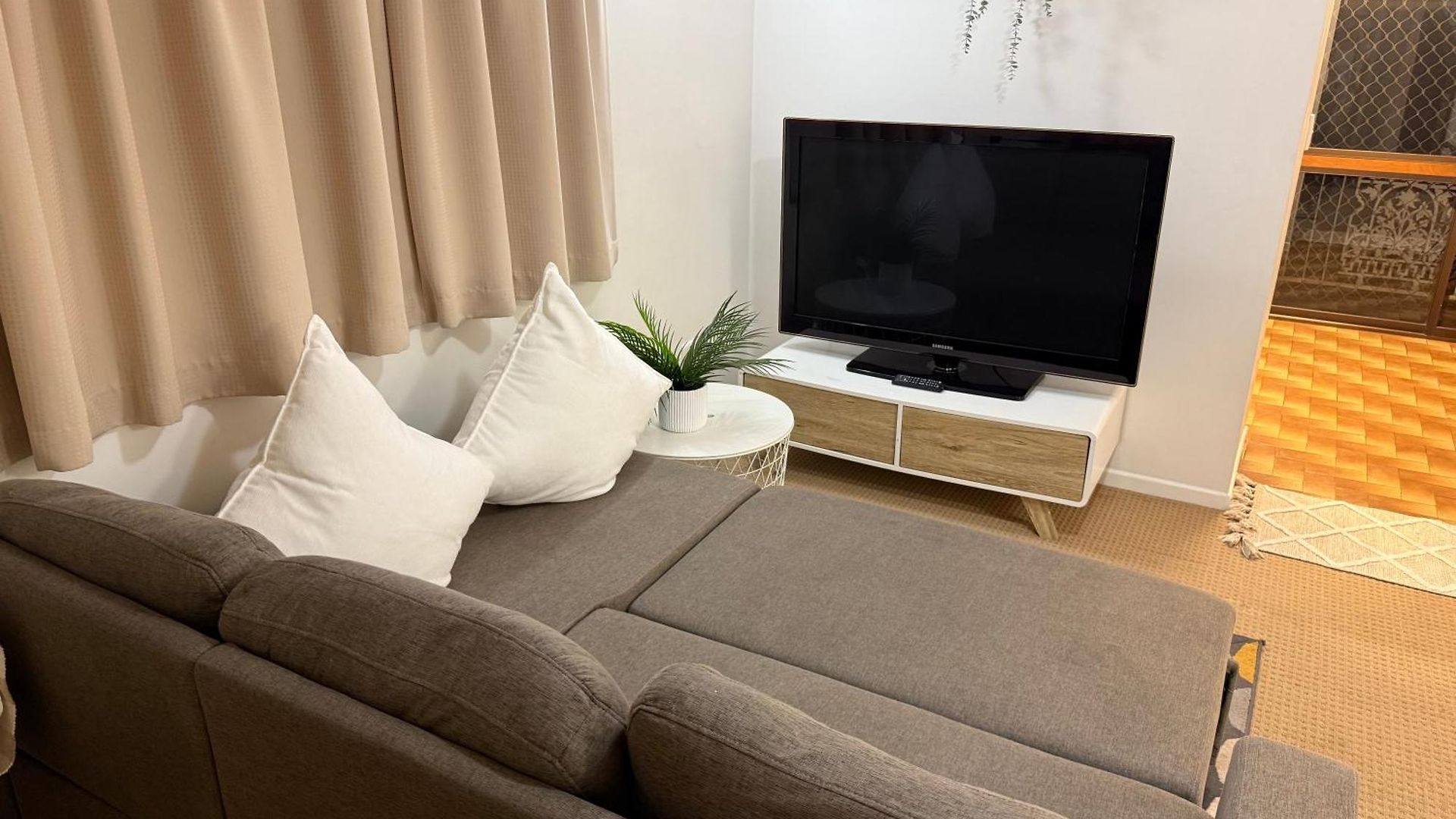 In Fantastic Location * Brisbane