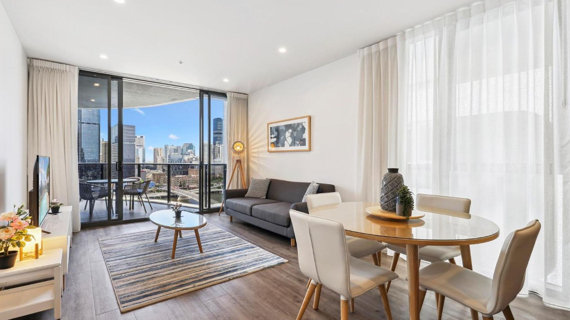 Chic 2-Bed With Rooftop Pool Overlooking The City Brisbane