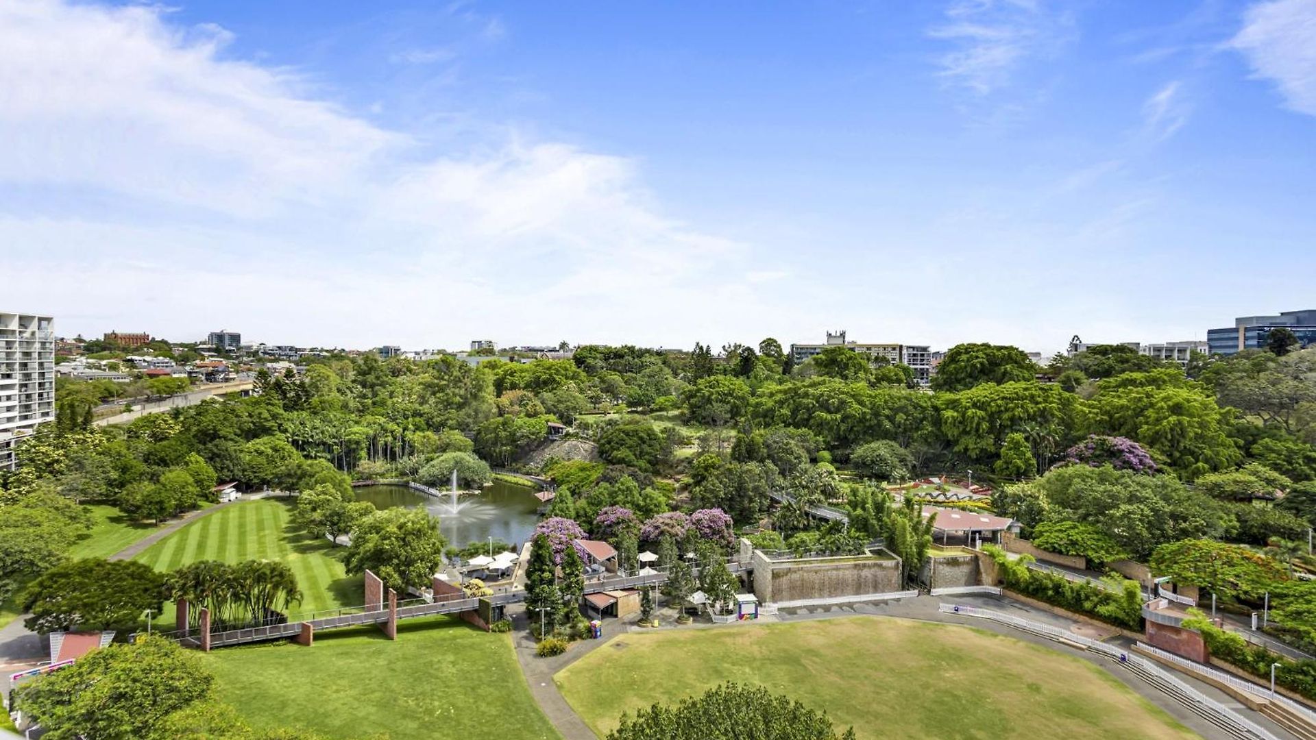 High-floor 2-bed Cbd Unit With Views & Amenities * Brisbane