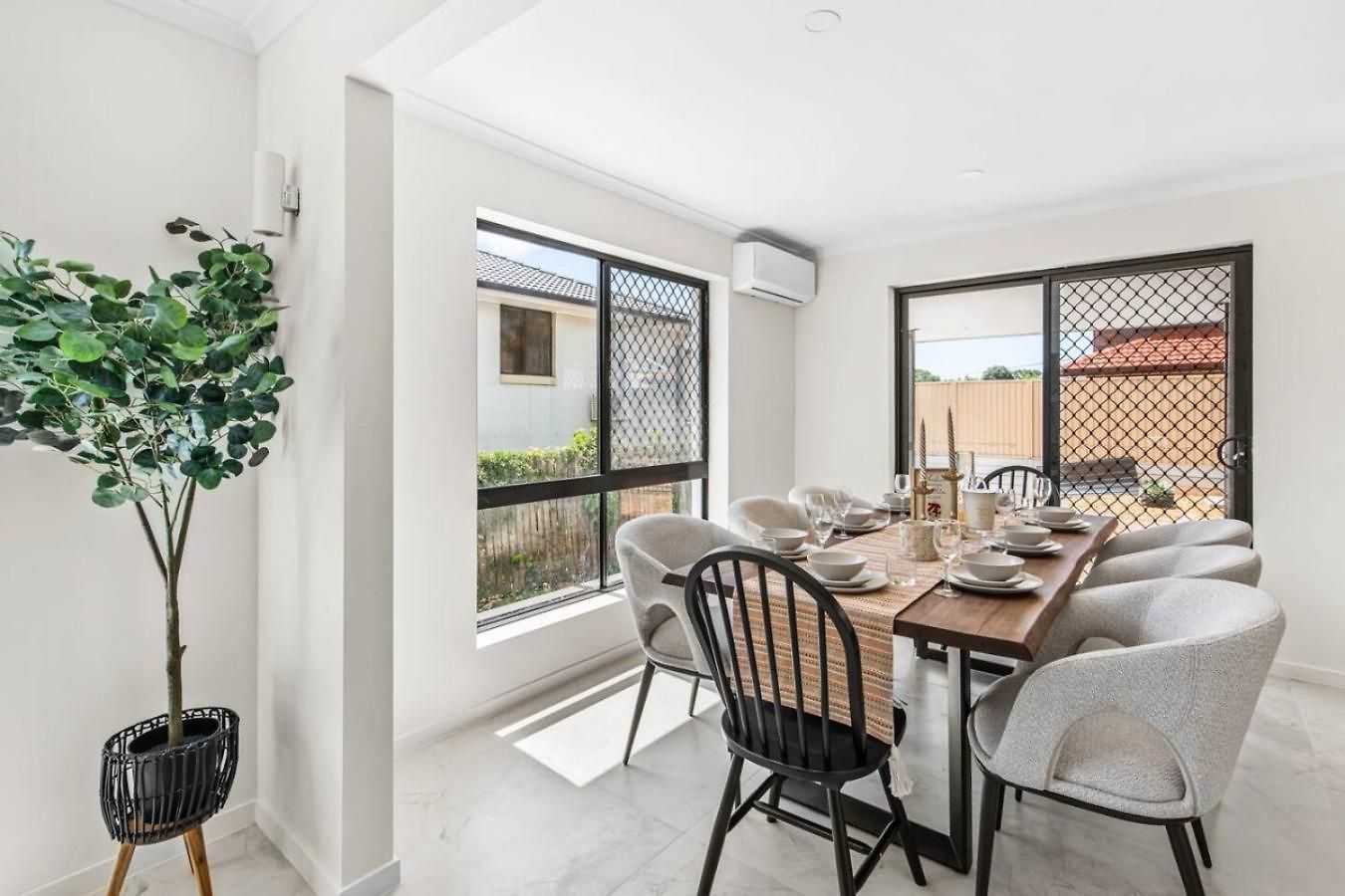 Modern Family Escape In Rochedale Pool And Comfort Holiday home Brisbane
