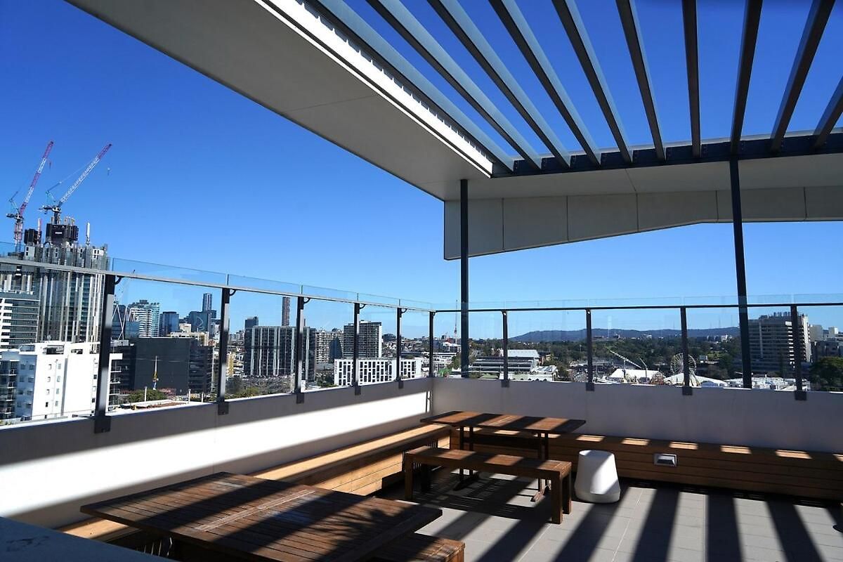 Inner-city 1br Near Showgrounds *