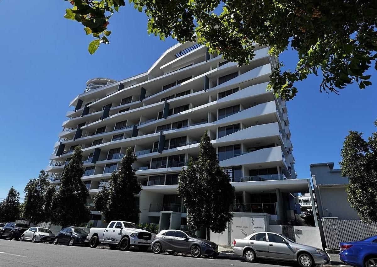 Inner-city 1br Near Showgrounds Brisbane