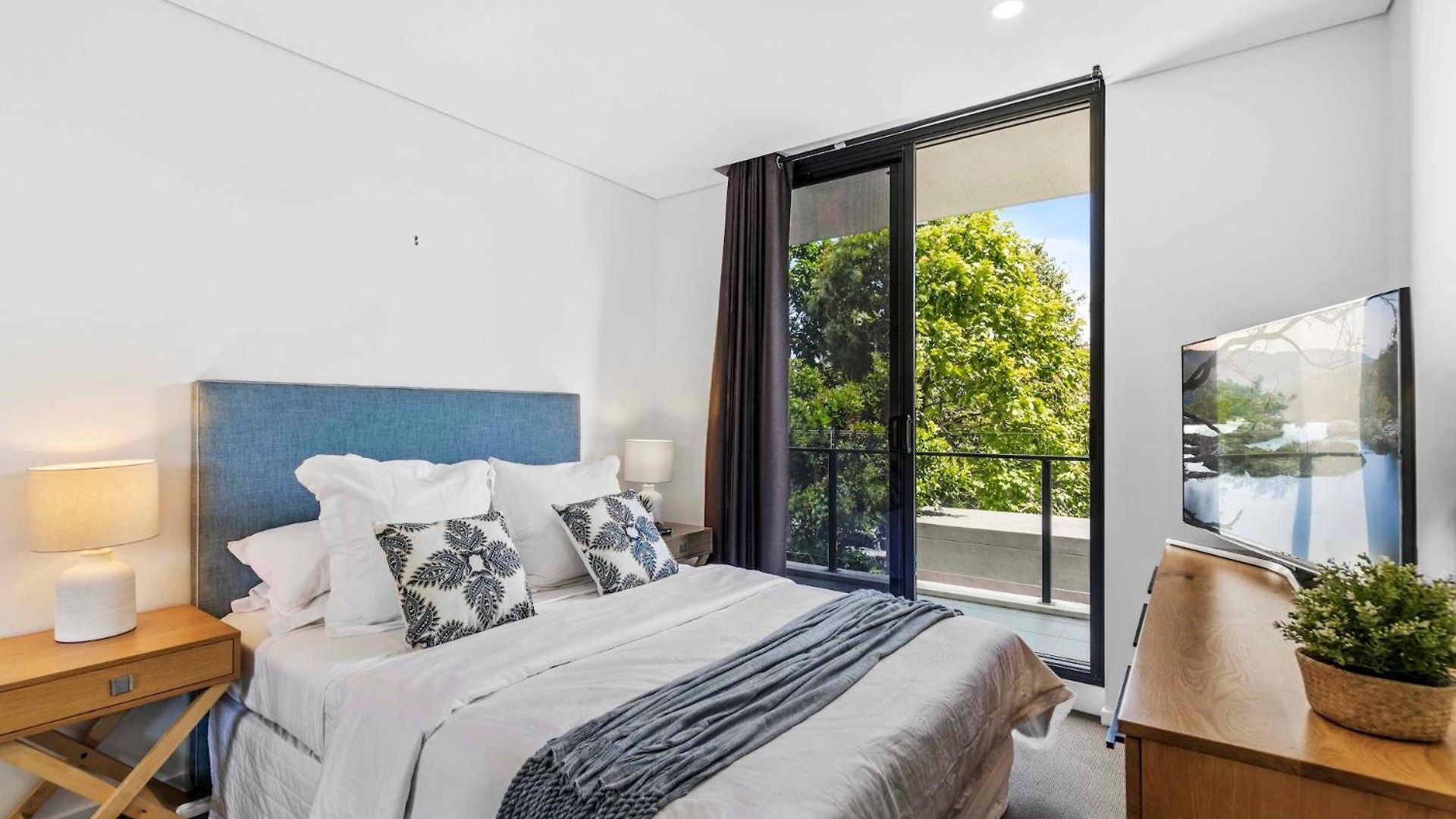 Apartment Park View Retreat -pool - 2 Min Walk Stones Corner