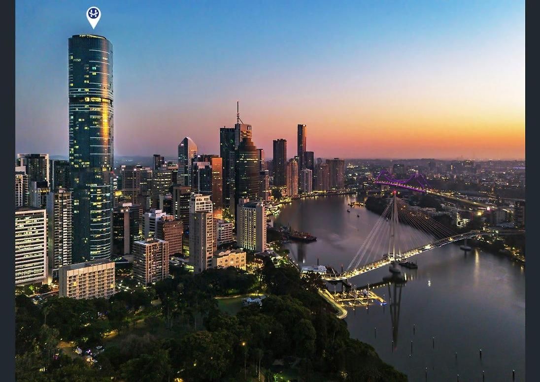 A Gallery In The Sky! Balcony, Pool And Parking At Skytower Level 33 Views In Brisbane! Apartment Brisbane
