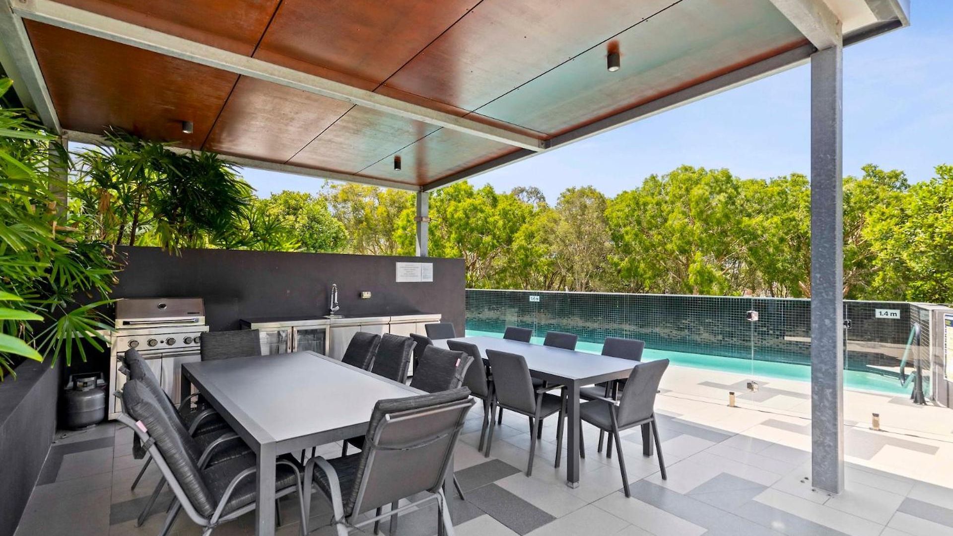 Park View Retreat -pool - 2 Min Walk Stones Corner
