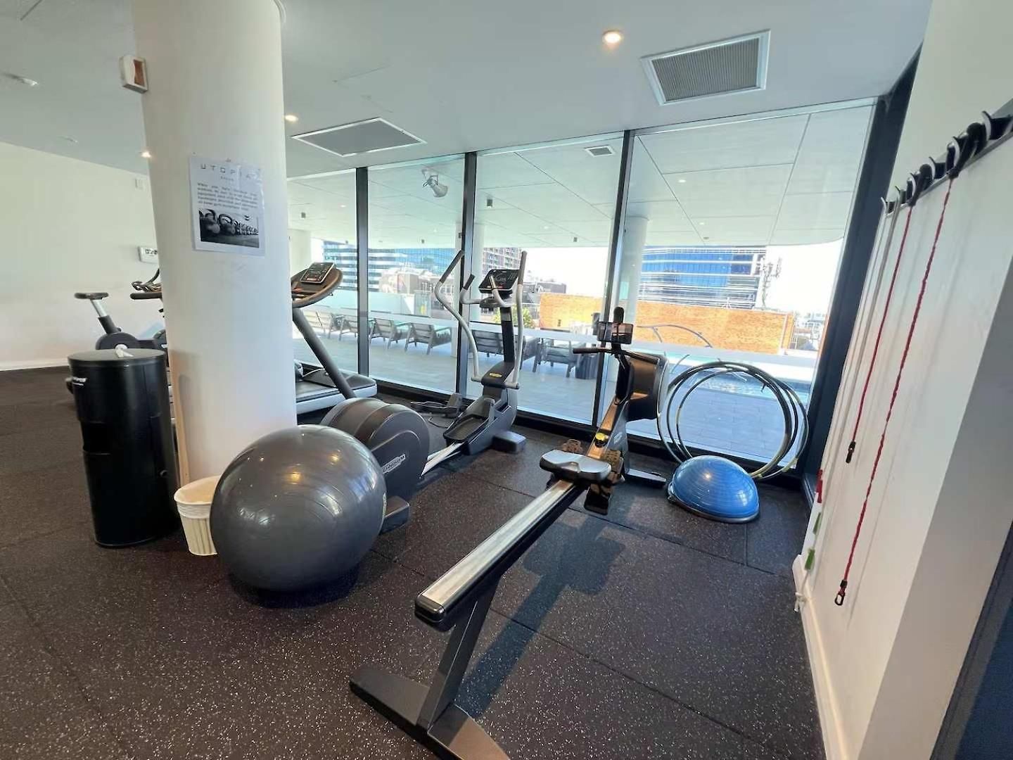 Modern 2br - Views & Pool & Free Parking * Brisbane