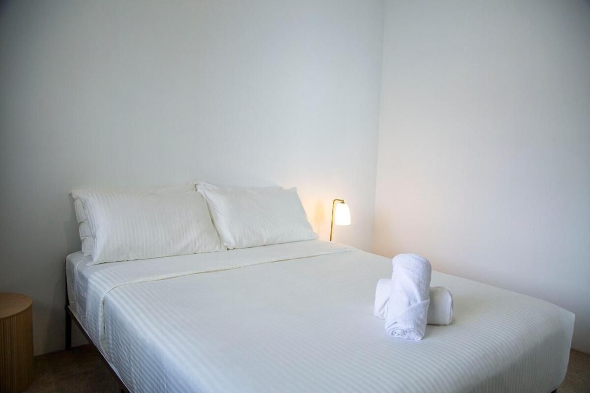 Luxury Penthouse In Cbd 4 Bed - 4 Bath * Brisbane