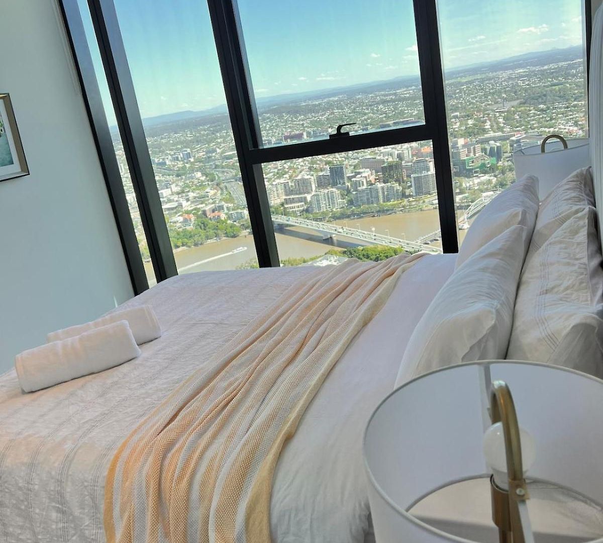 Amazing Fireworks River Views Level78 2b2b Free Parking *