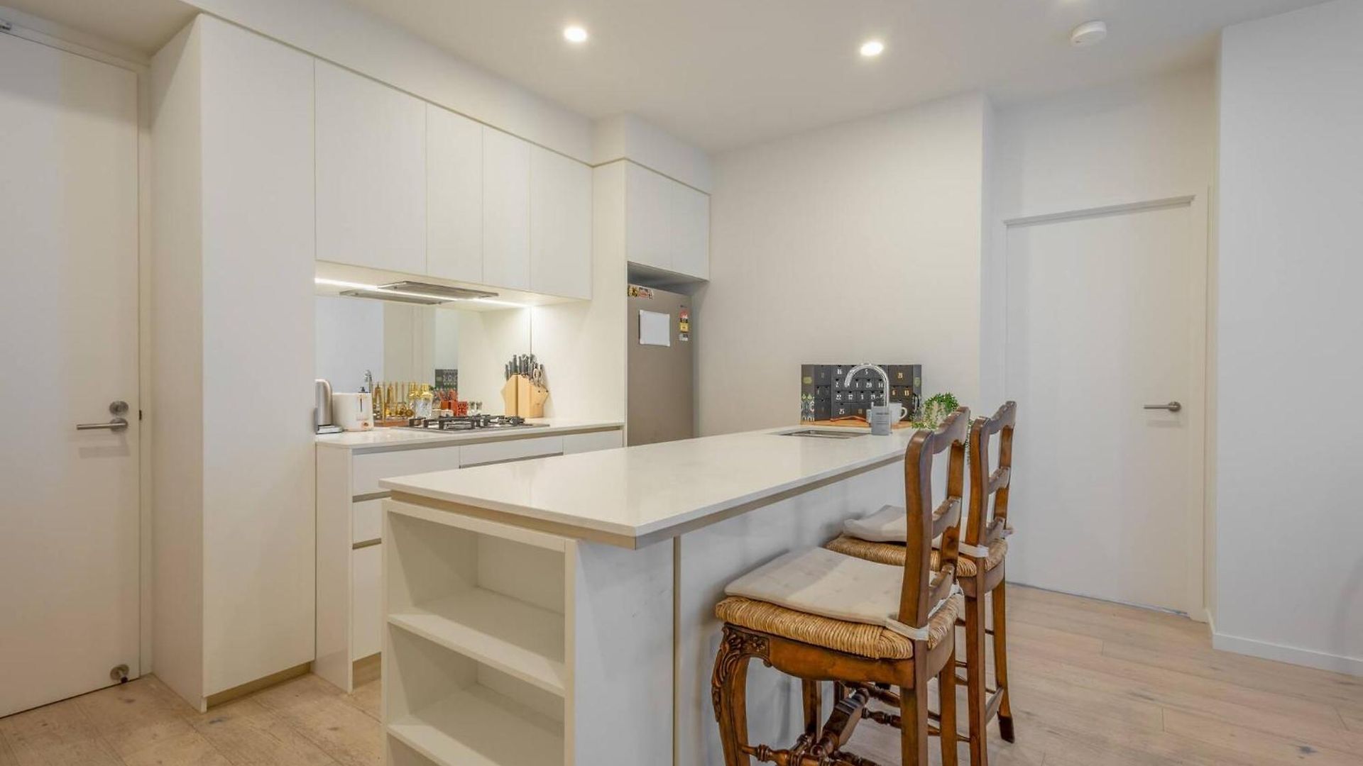 Apartment Modern 2-bedroom, 2-bath In West Village, West End *