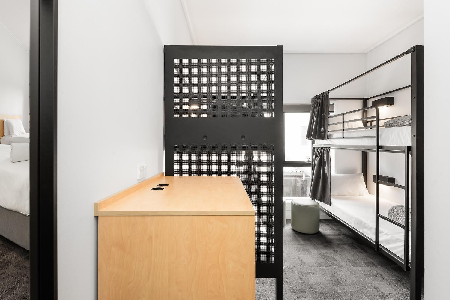 Yha Hostel *