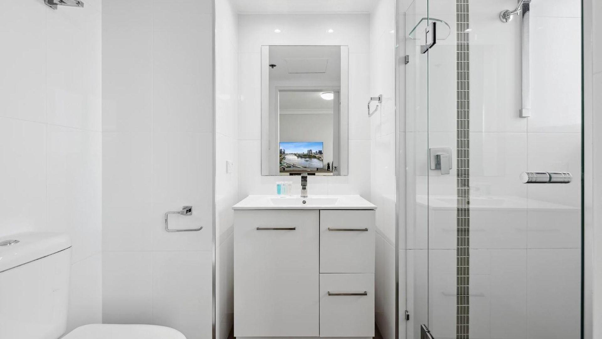 With Stunning River Views Inn Brisbane