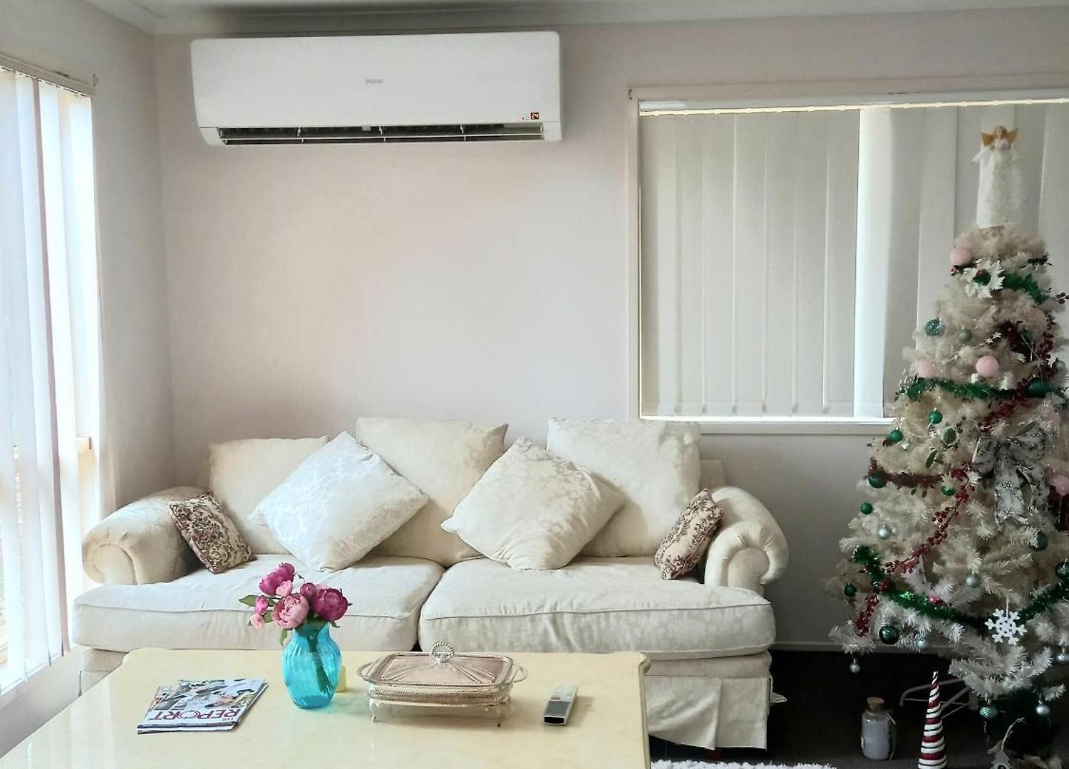 Guest house Air Conditioned Floral Youth Backpacker And House Brisbane