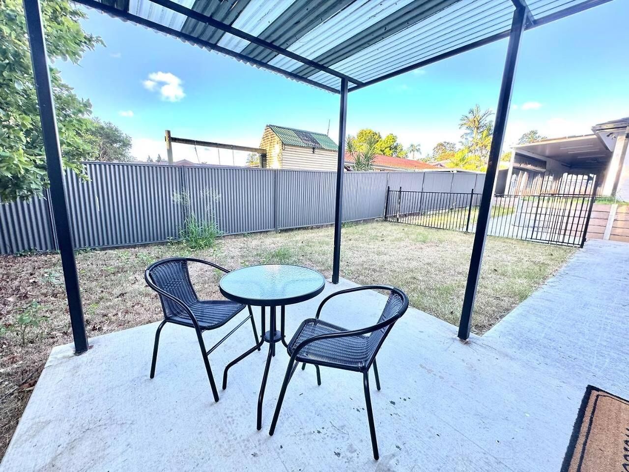 Spacious Belmont Granny Flat Easy Access To Cbd & Bayside