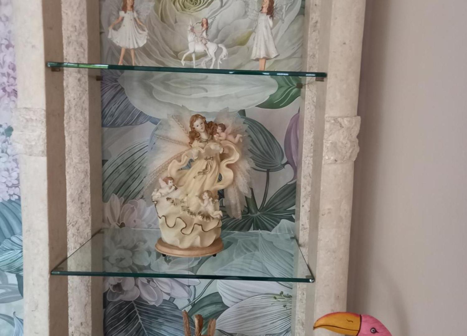 Air Conditioned Floral Youth Backpacker And House Brisbane