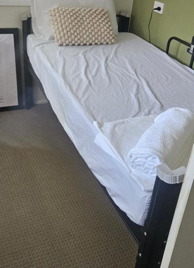 Aztec Adress 133 Beckett Road, Mixed Shared