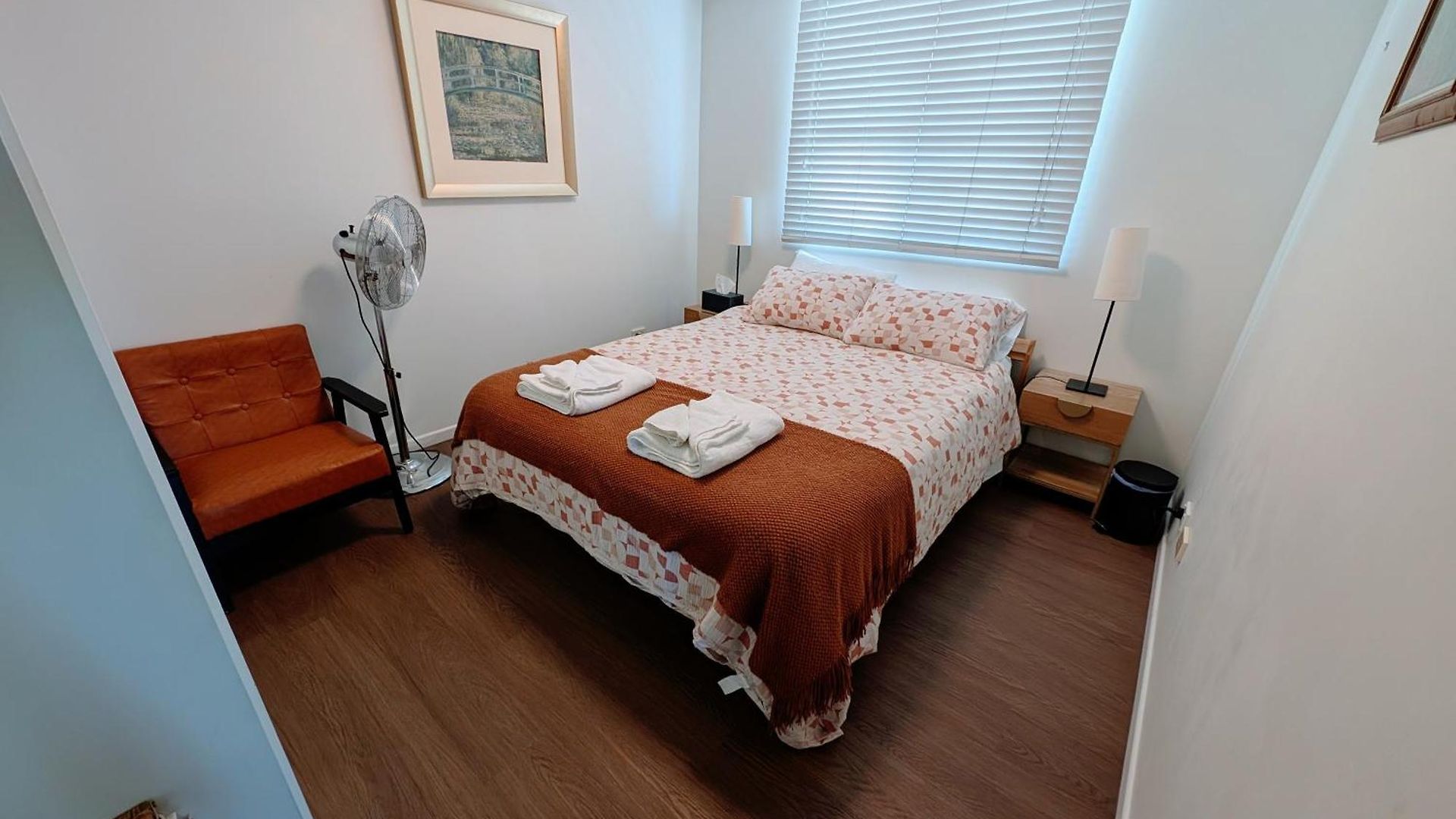 City-valley Apartment