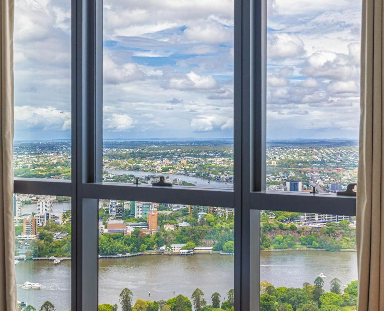 Apartment Luxury 50th Floor 2br At Queens Wharf With Parking Brisbane