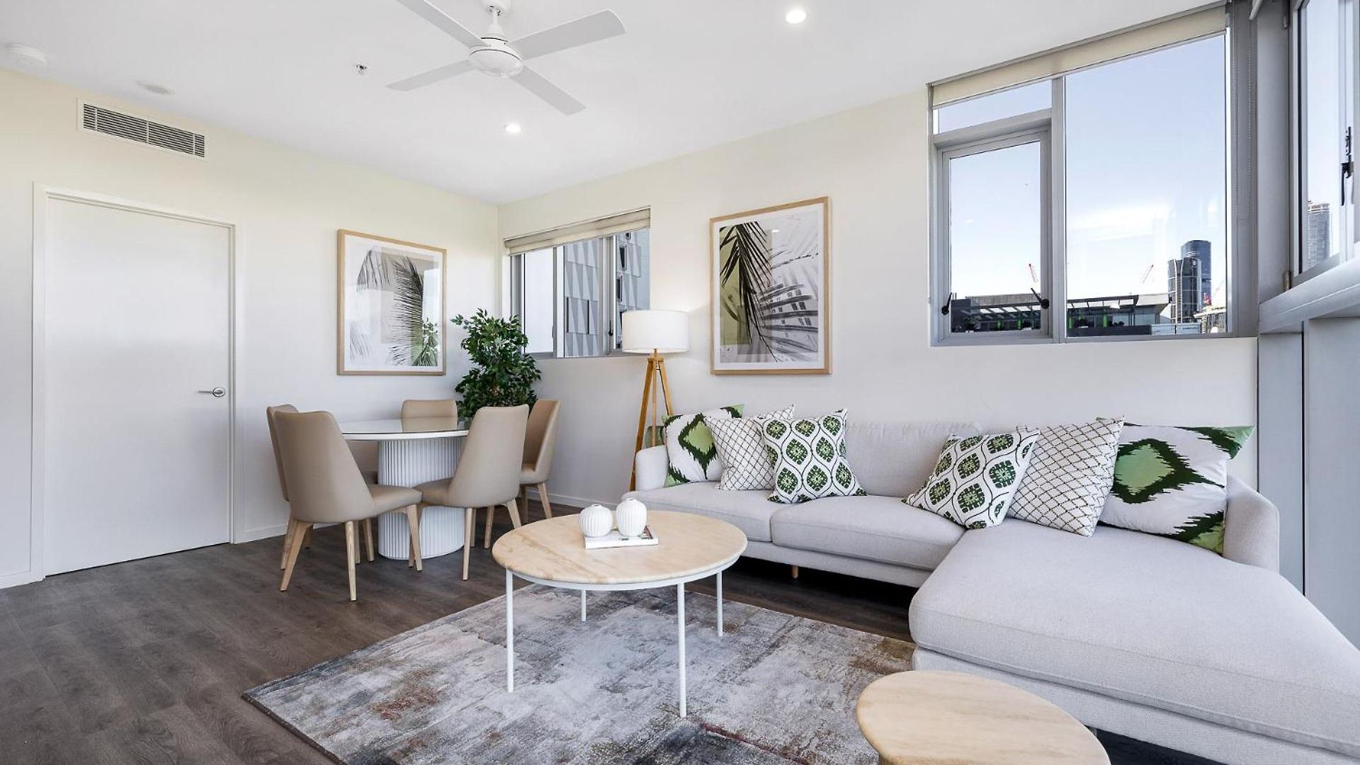 Stylish In Share Save Brisbane