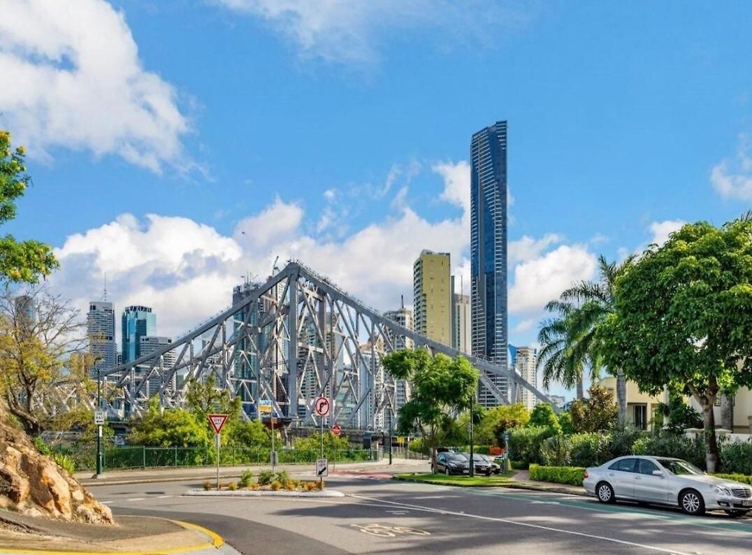Unit New Farm, Walk To Cafes And River Apartment