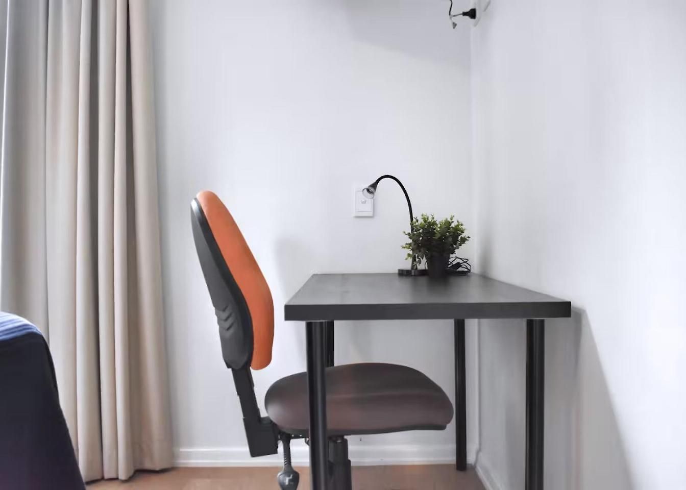 Centre Comfort And Convenience *