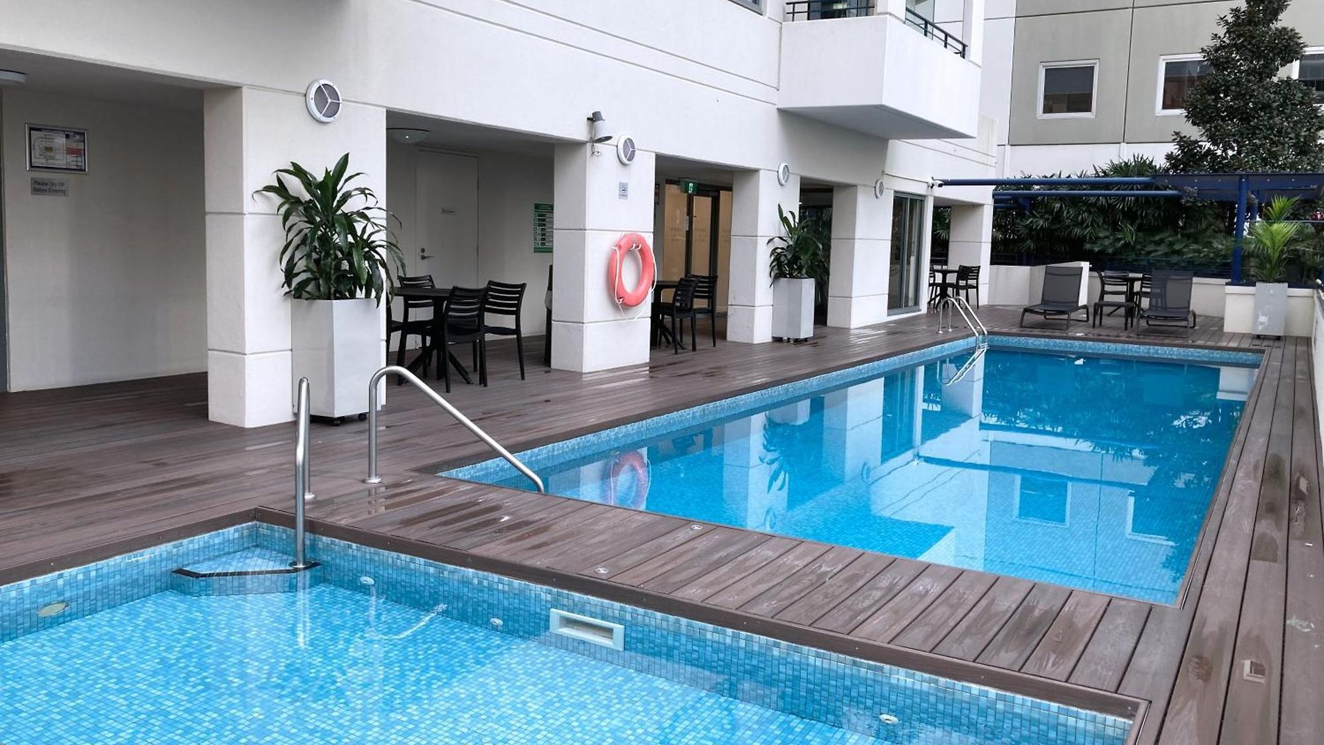 Apartment Centre Comfort And Convenience *