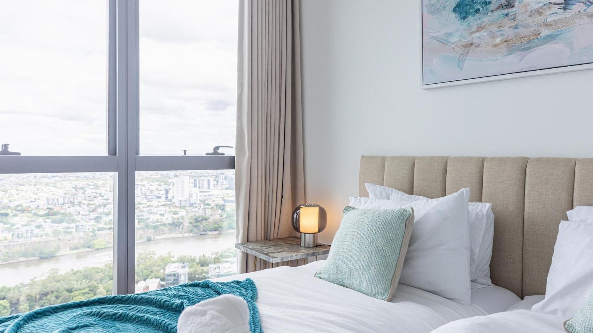 Luxury 50th Floor 2br At Queens Wharf With Parking Apartment Brisbane