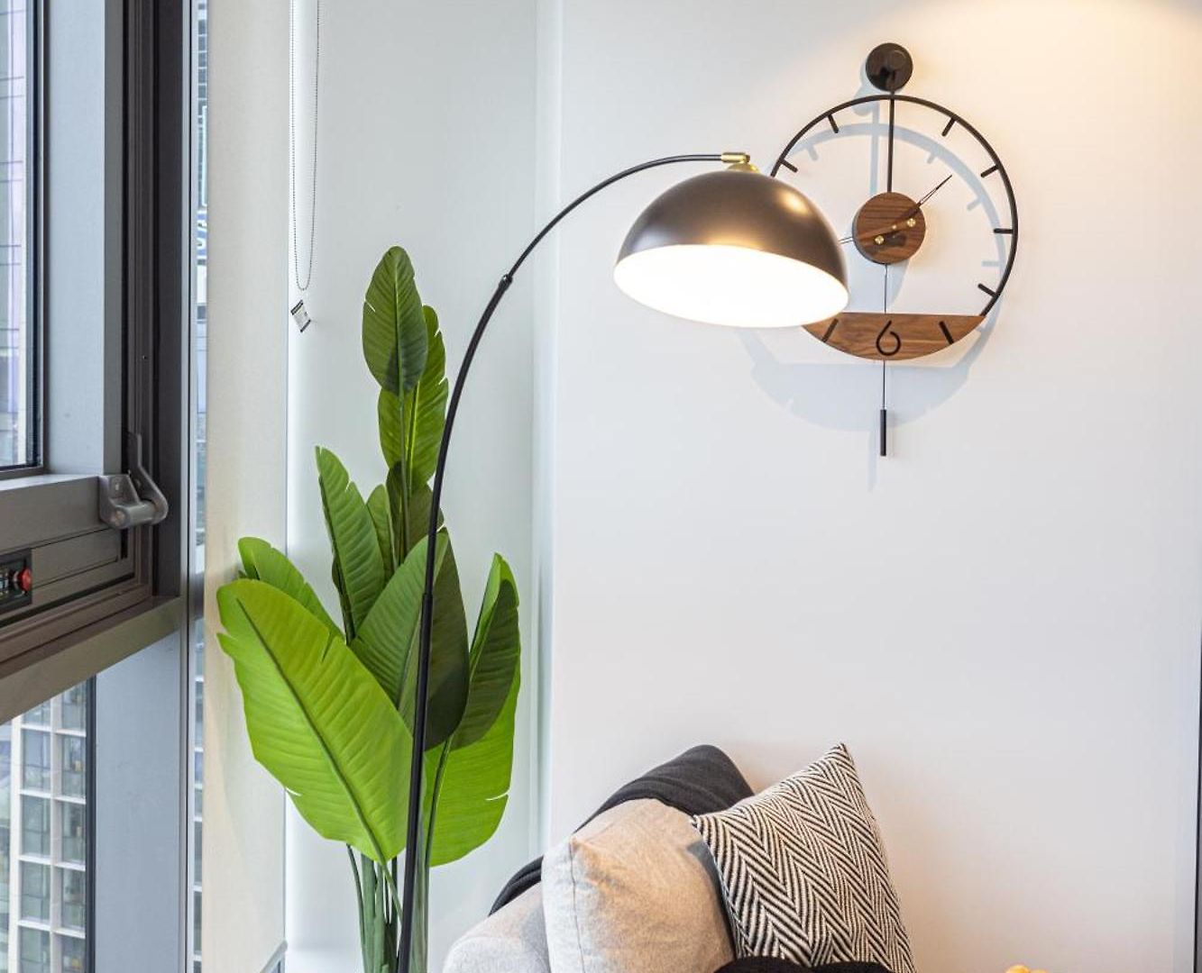 Luxury 50th Floor 2br At Queens Wharf With Parking