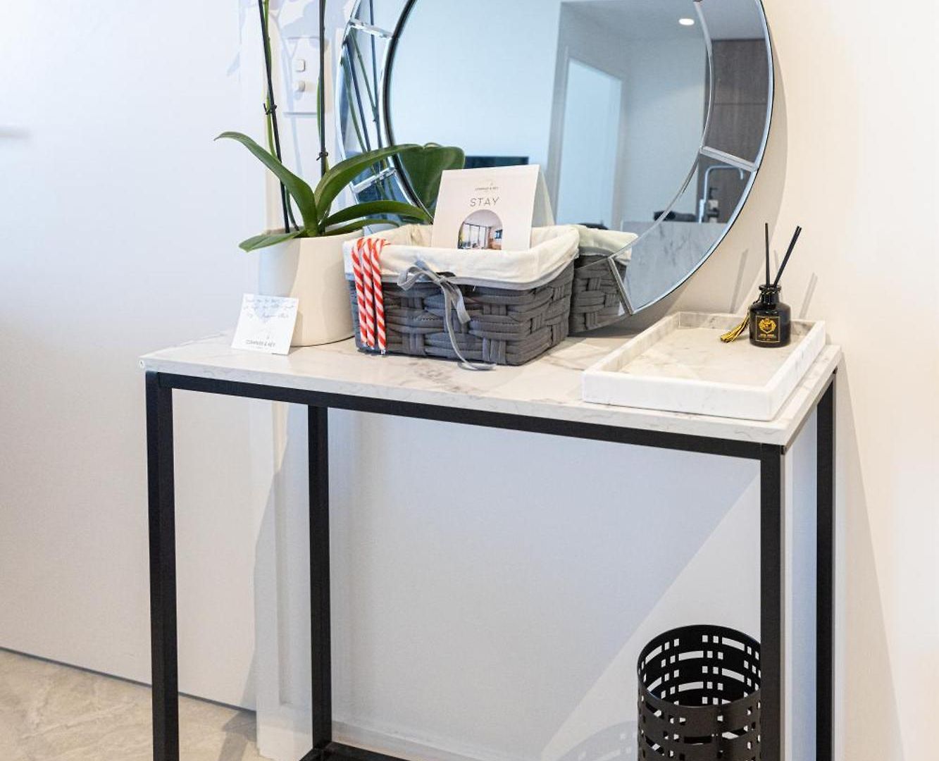 Apartment Luxury 50th Floor 2br At Queens Wharf With Parking *