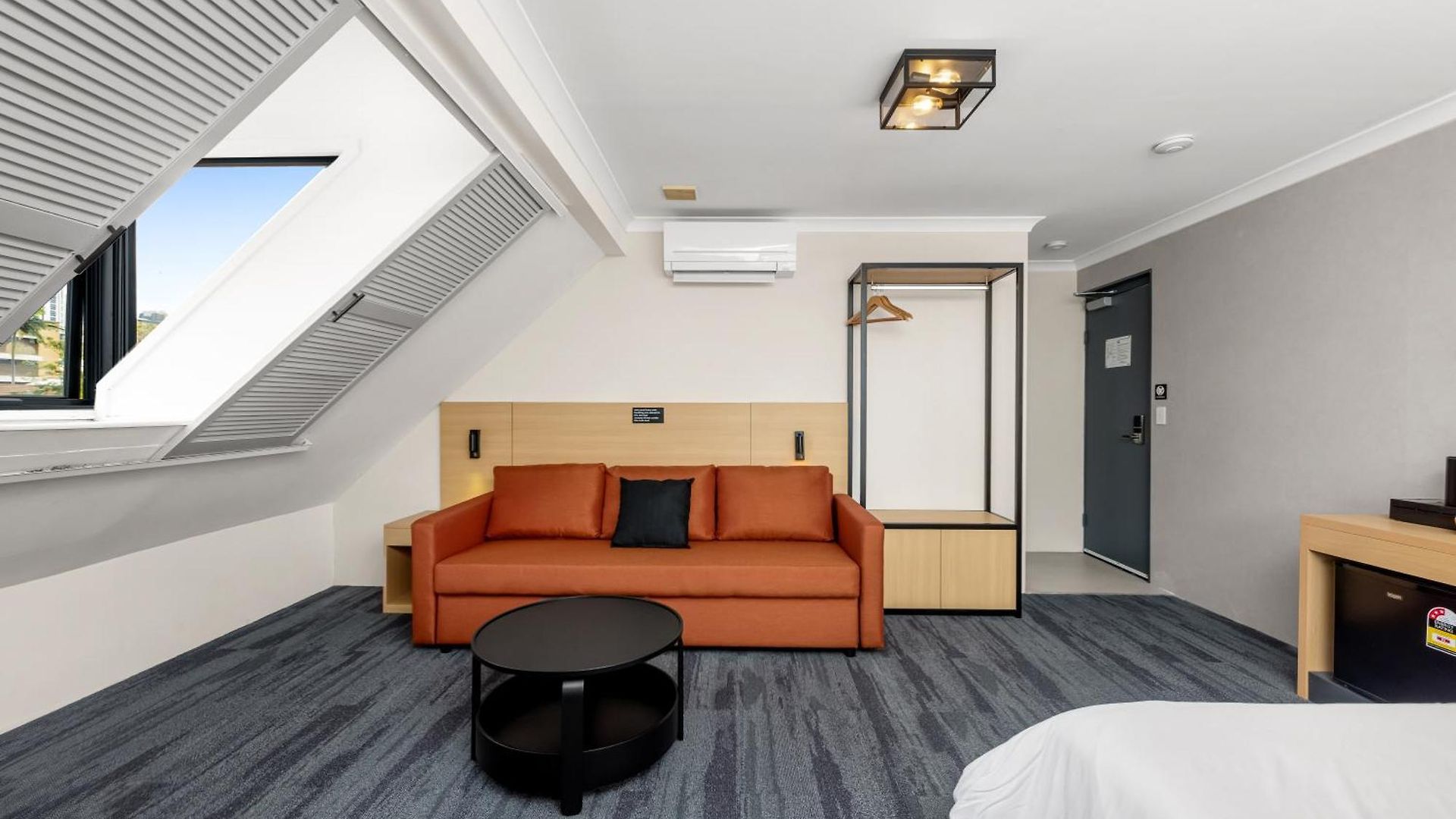 Hotel Spring Hill 3*