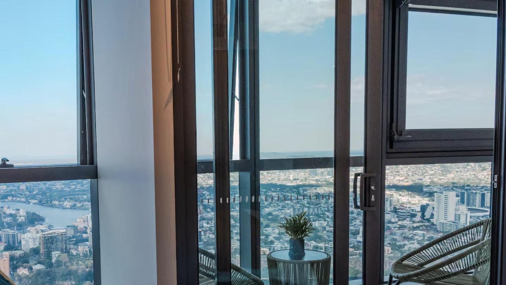 Apartment 2bed Luxe Queens Wharf - Carpark And View Brisbane