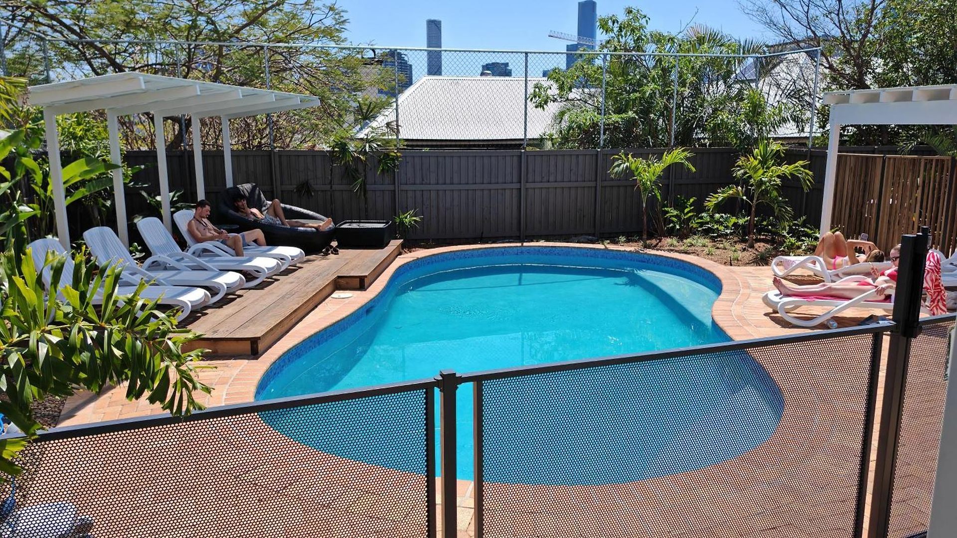 Somewhere To Backpackers * Brisbane