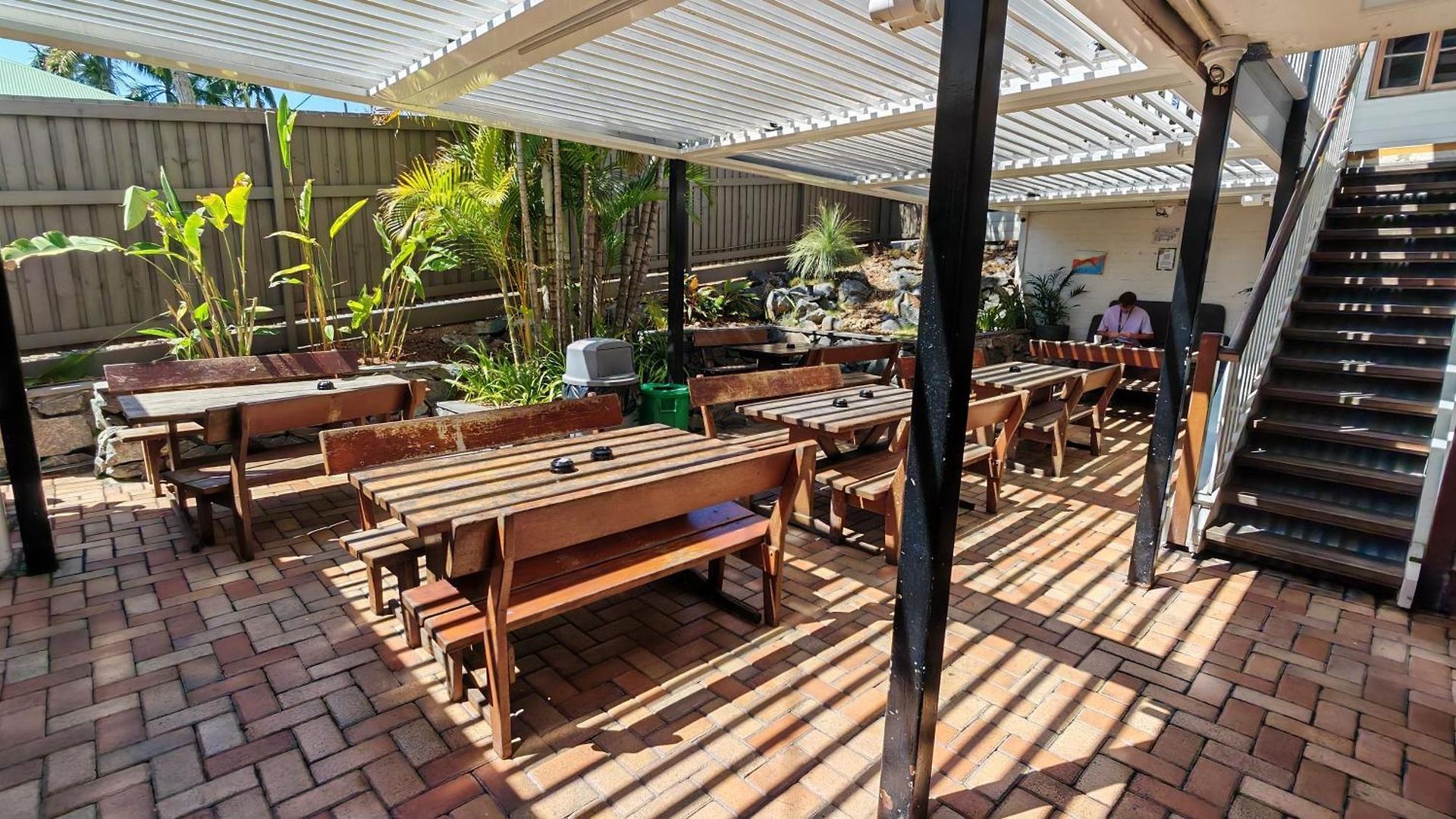 Hostel Somewhere To Backpackers Brisbane