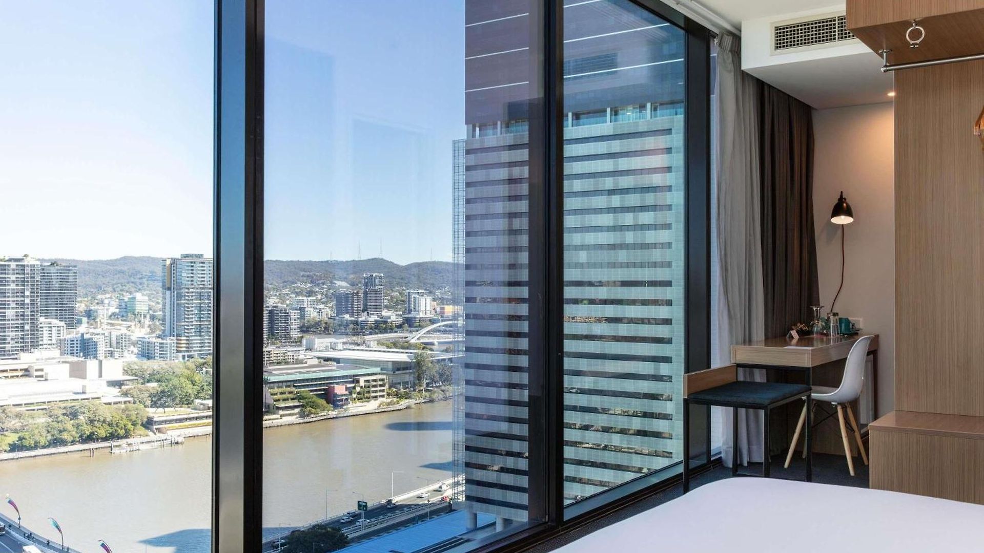 Ibis Styles Elizabeth Street Hotel 4*